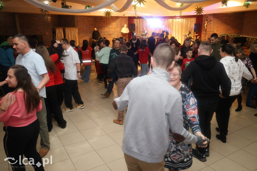 Bal Caritas dla niepełnosprawnych w Legnicy