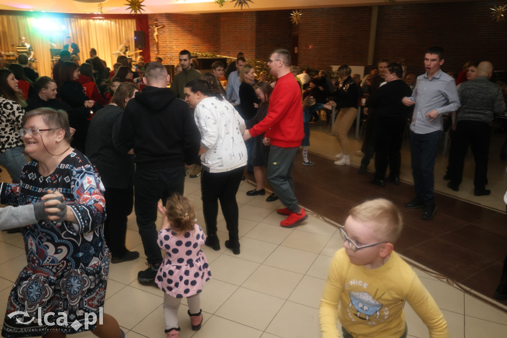 Bal Caritas dla niepełnosprawnych w Legnicy