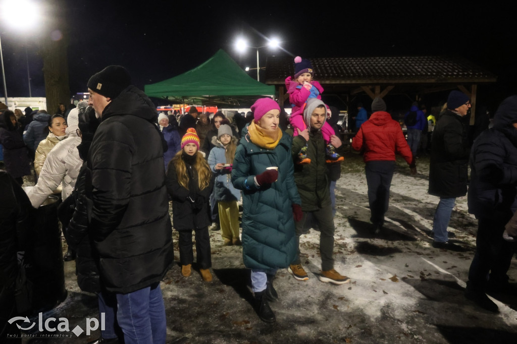 Noworoczne ognisko w Raszówce przyciągnęło tłumy