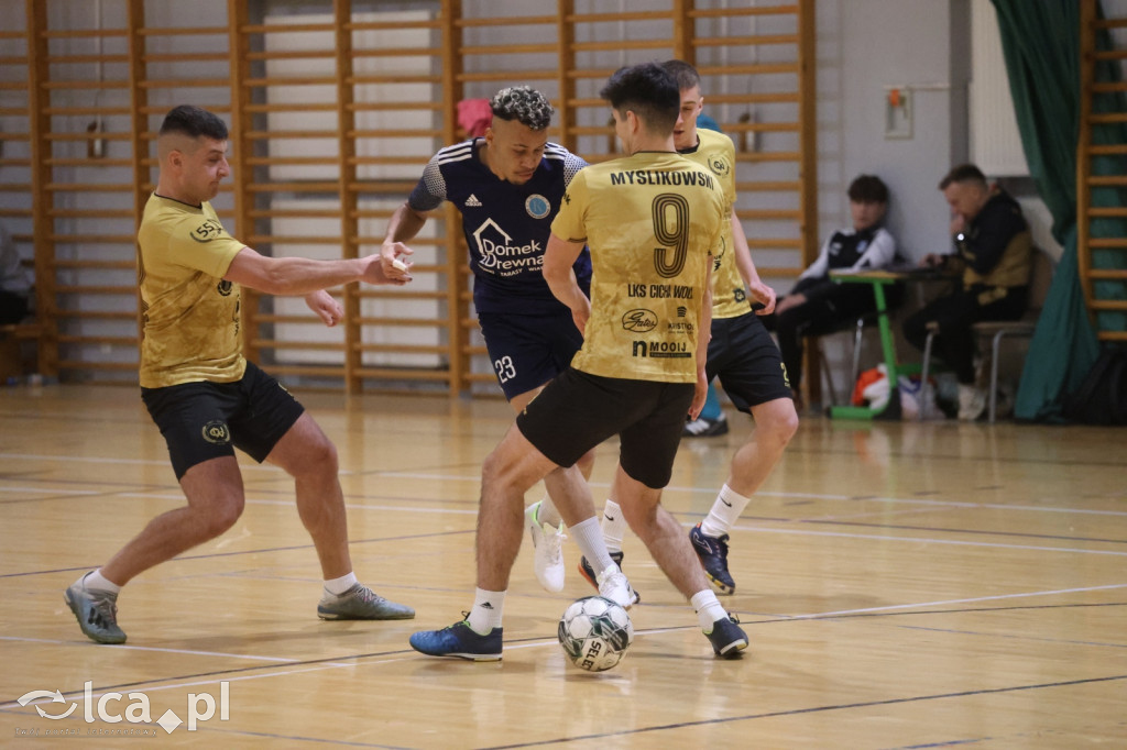 Turniej Footballove DNA trwa w Legnickim Polu cz1