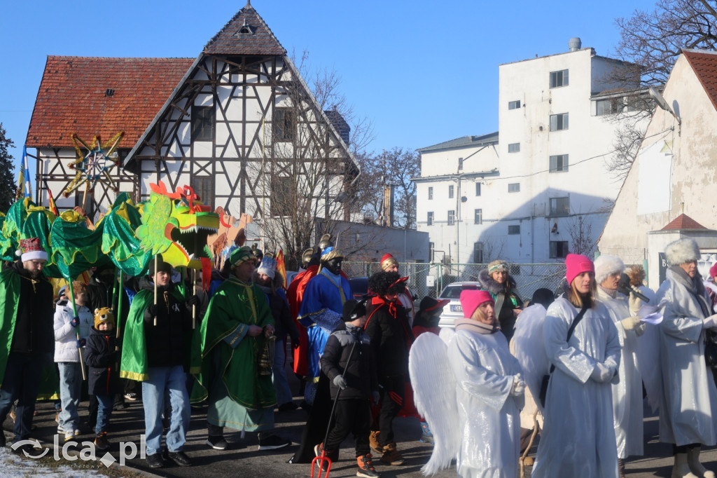 Trzej Królowie przeszli ulicami Prochowic