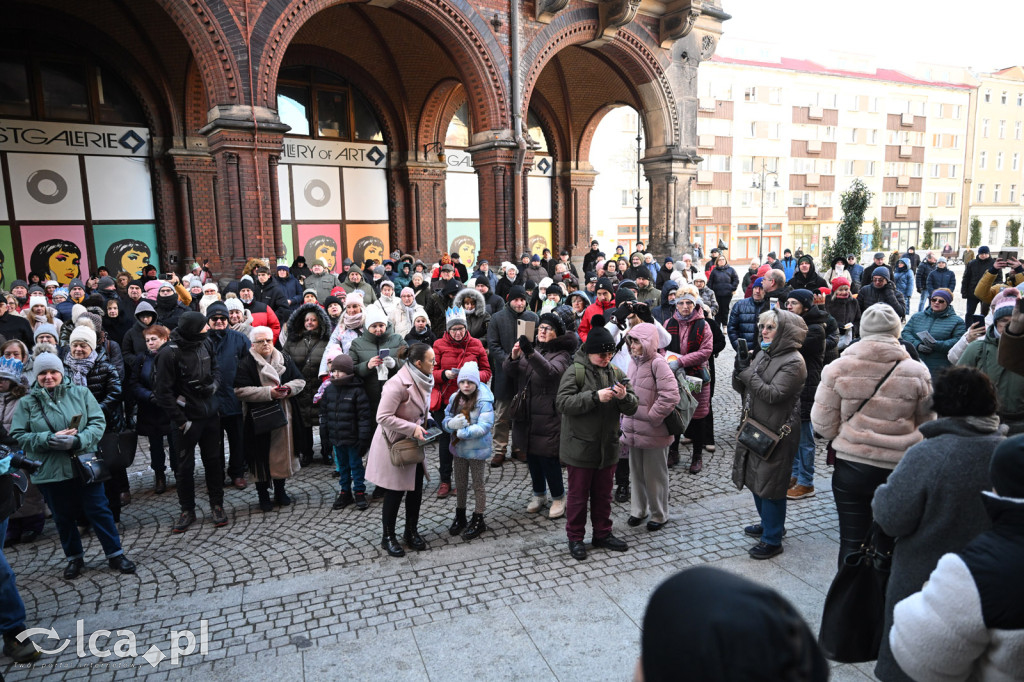 Tłumy wiernych na Orszaku Trzech Króli