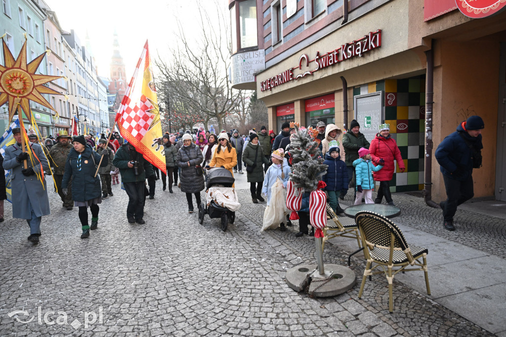 Tłumy wiernych na Orszaku Trzech Króli