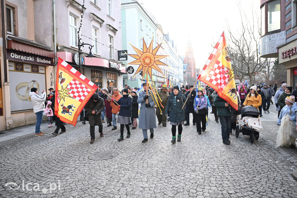 Tłumy wiernych na Orszaku Trzech Króli