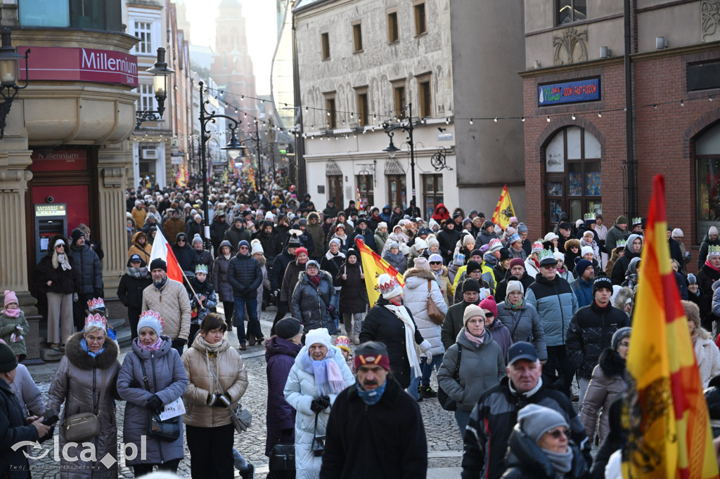 Tłumy wiernych na Orszaku Trzech Króli