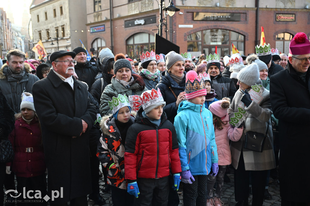 Tłumy wiernych na Orszaku Trzech Króli