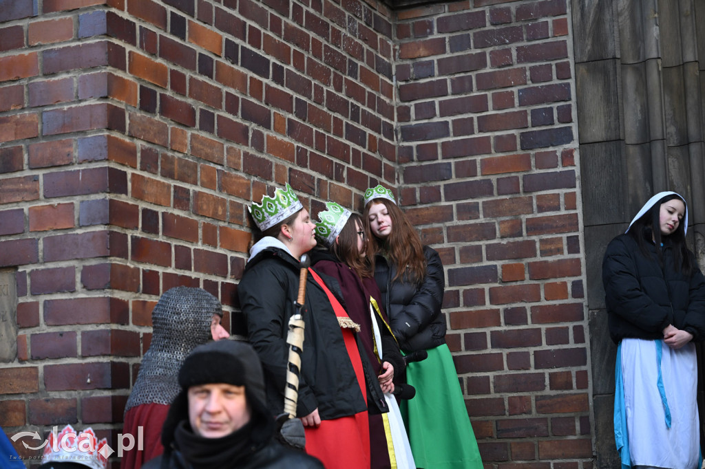 Tłumy wiernych na Orszaku Trzech Króli