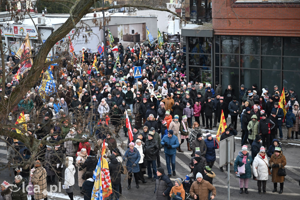 Tłumy wiernych na Orszaku Trzech Króli