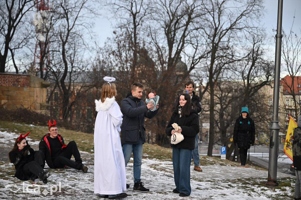 Tłumy wiernych na Orszaku Trzech Króli