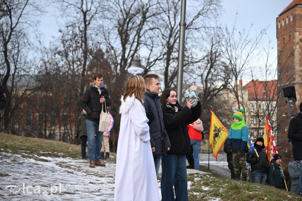 Tłumy wiernych na Orszaku Trzech Króli