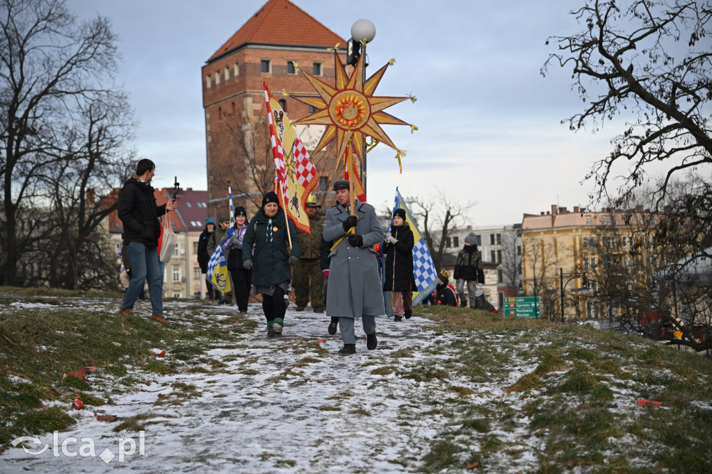 Tłumy wiernych na Orszaku Trzech Króli