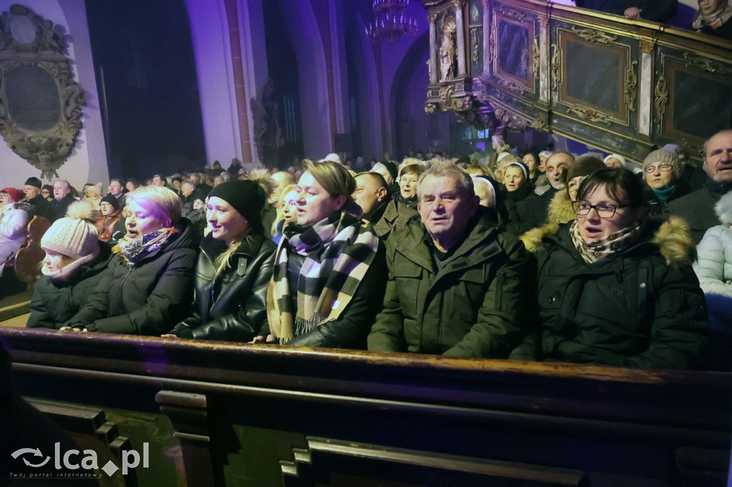 Staszek z Gór zaśpiewał kolędy w Chojnowie