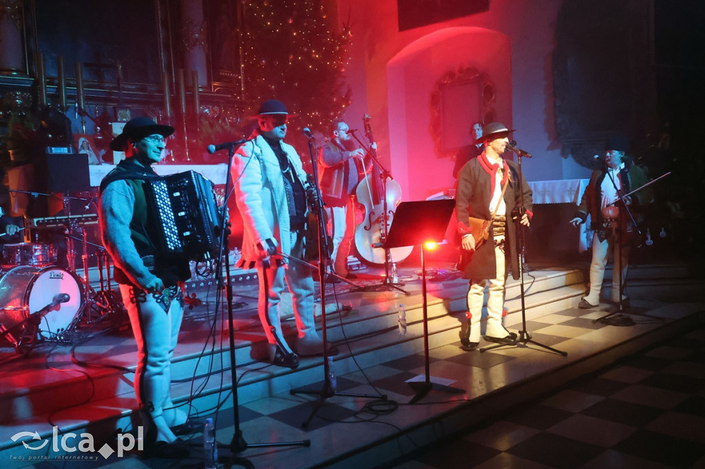 Staszek z Gór zaśpiewał kolędy w Chojnowie