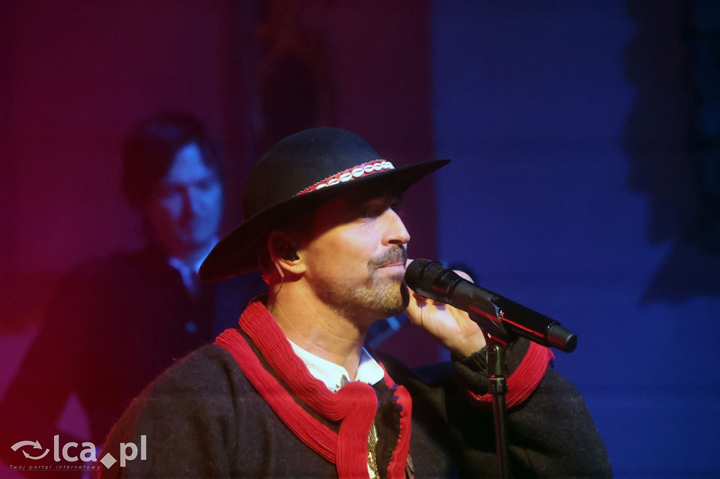 Staszek z Gór zaśpiewał kolędy w Chojnowie