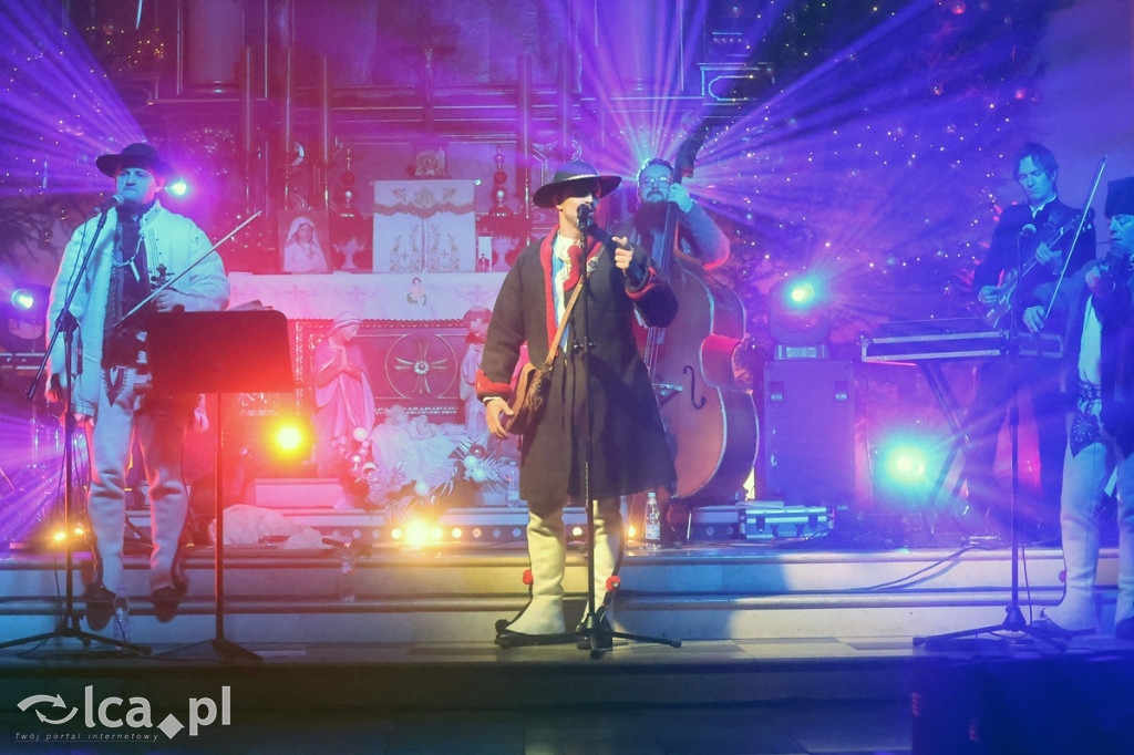 Staszek z Gór zaśpiewał kolędy w Chojnowie