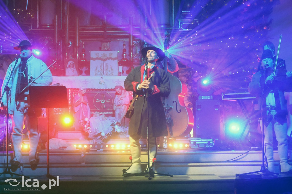 Staszek z Gór zaśpiewał kolędy w Chojnowie