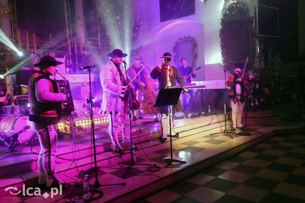 Staszek z Gór zaśpiewał kolędy w Chojnowie