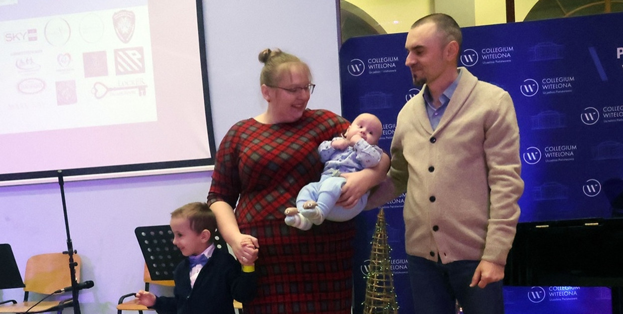 Świąteczny koncert  dla Kubusia i Ignasia