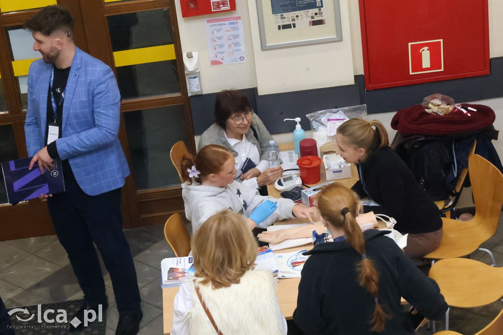 Świąteczny koncert  dla Kubusia i Ignasia