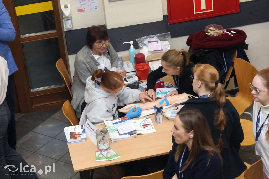 Świąteczny koncert  dla Kubusia i Ignasia