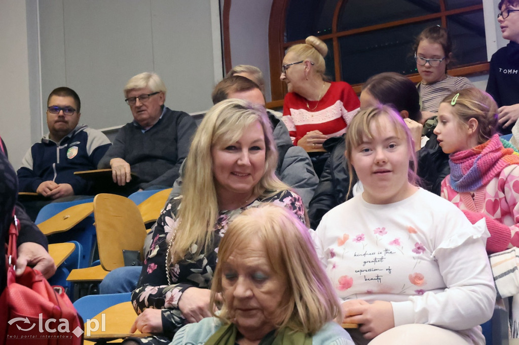 Świąteczny koncert  dla Kubusia i Ignasia