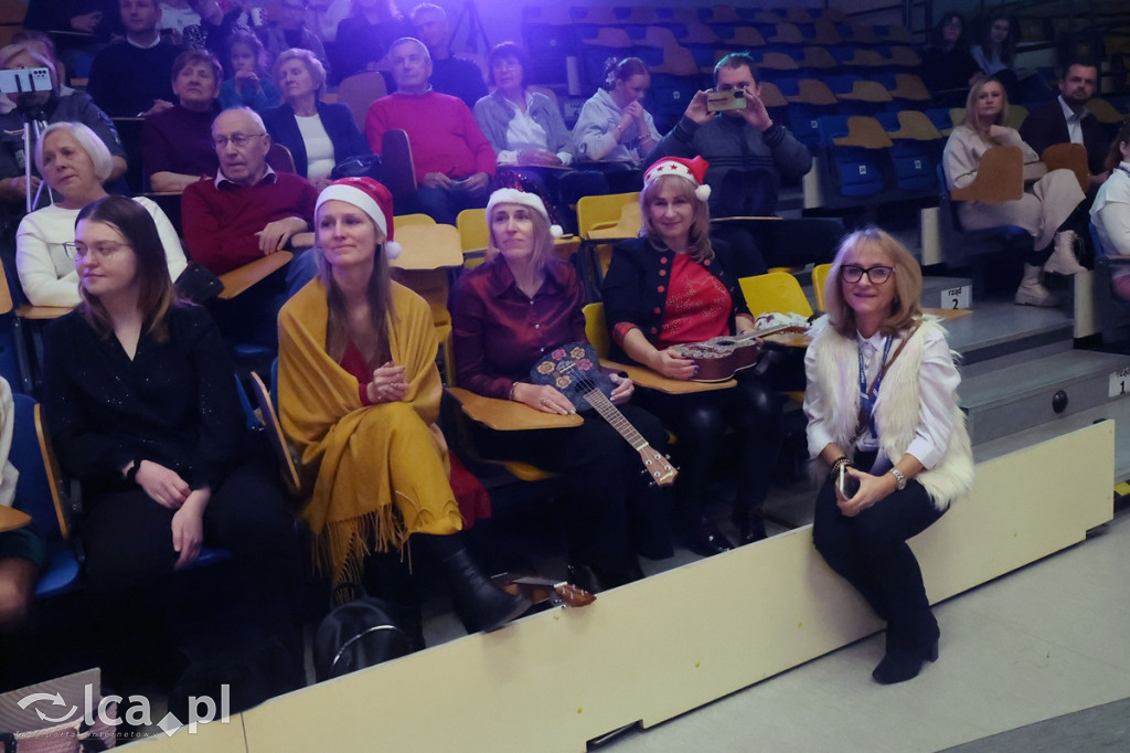 Świąteczny koncert  dla Kubusia i Ignasia