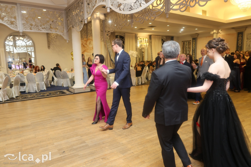 Bal studniówkowy maturzystow I LO