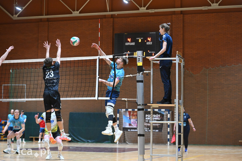 Ikar Legnica przegrał  z Chełmcem Wałbrzych