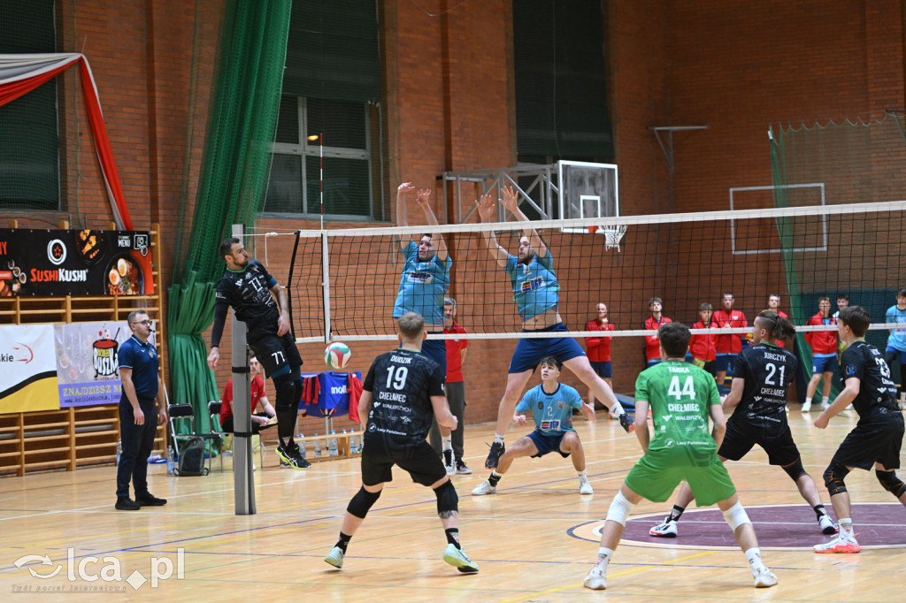Ikar Legnica przegrał  z Chełmcem Wałbrzych
