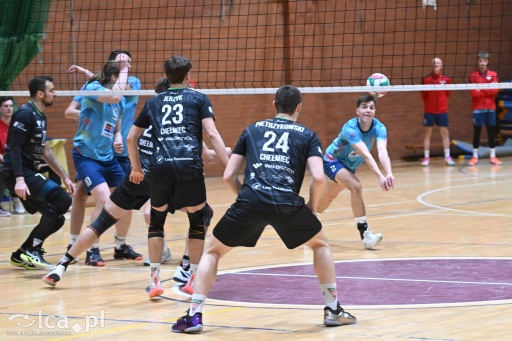 Ikar Legnica przegrał  z Chełmcem Wałbrzych