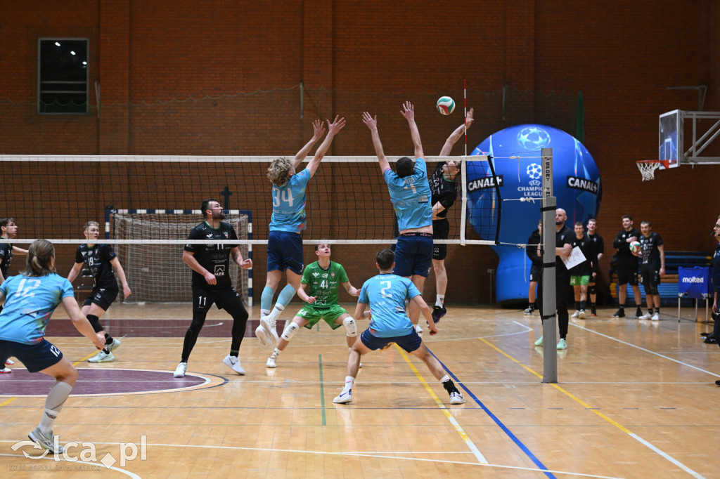 Ikar Legnica przegrał  z Chełmcem Wałbrzych