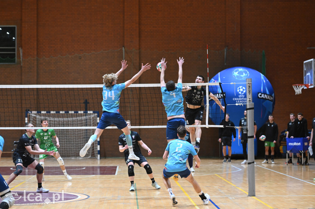 Ikar Legnica przegrał  z Chełmcem Wałbrzych