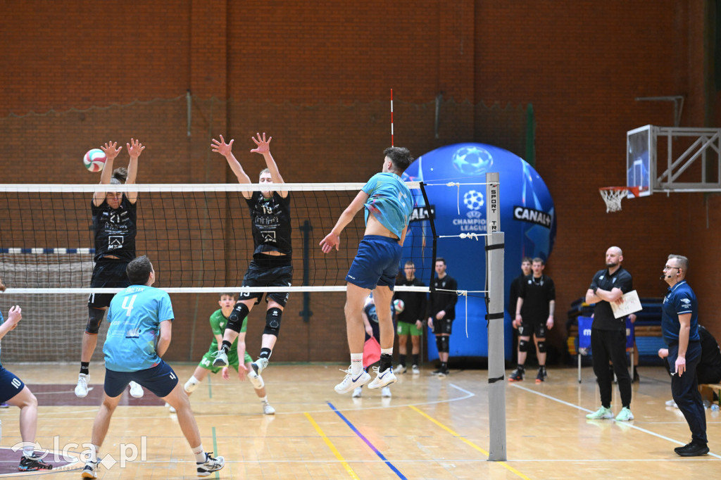 Ikar Legnica przegrał  z Chełmcem Wałbrzych