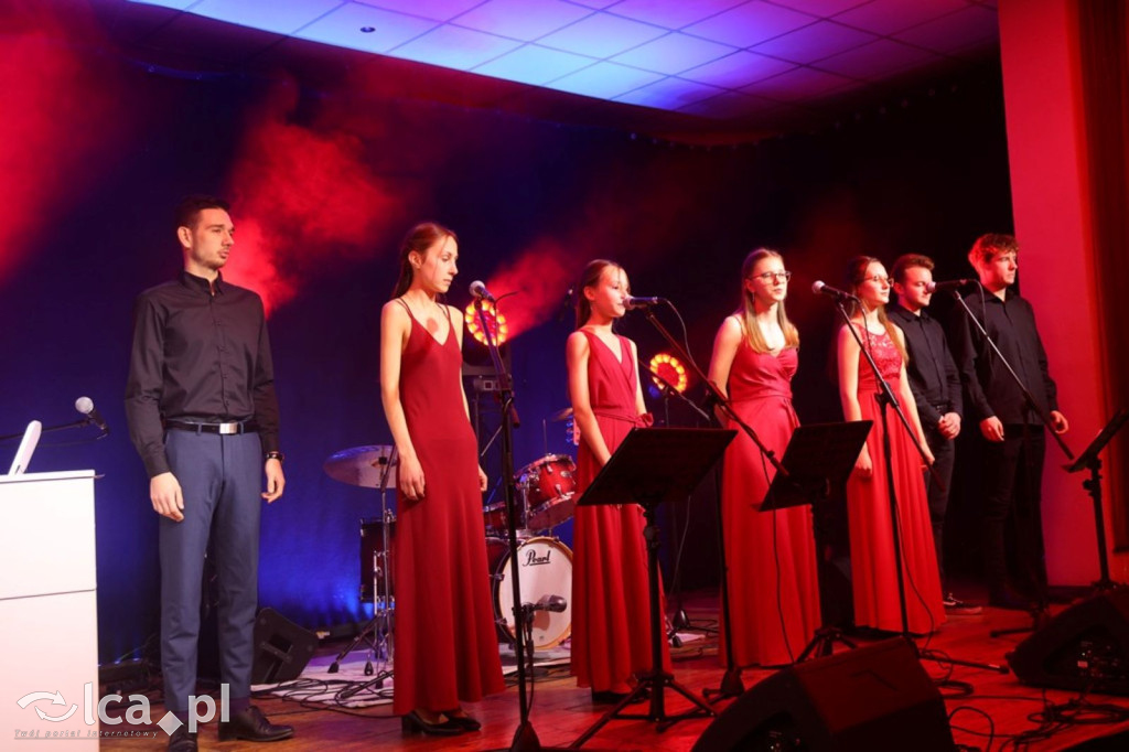 Chopin w biało-czerwonych barwach