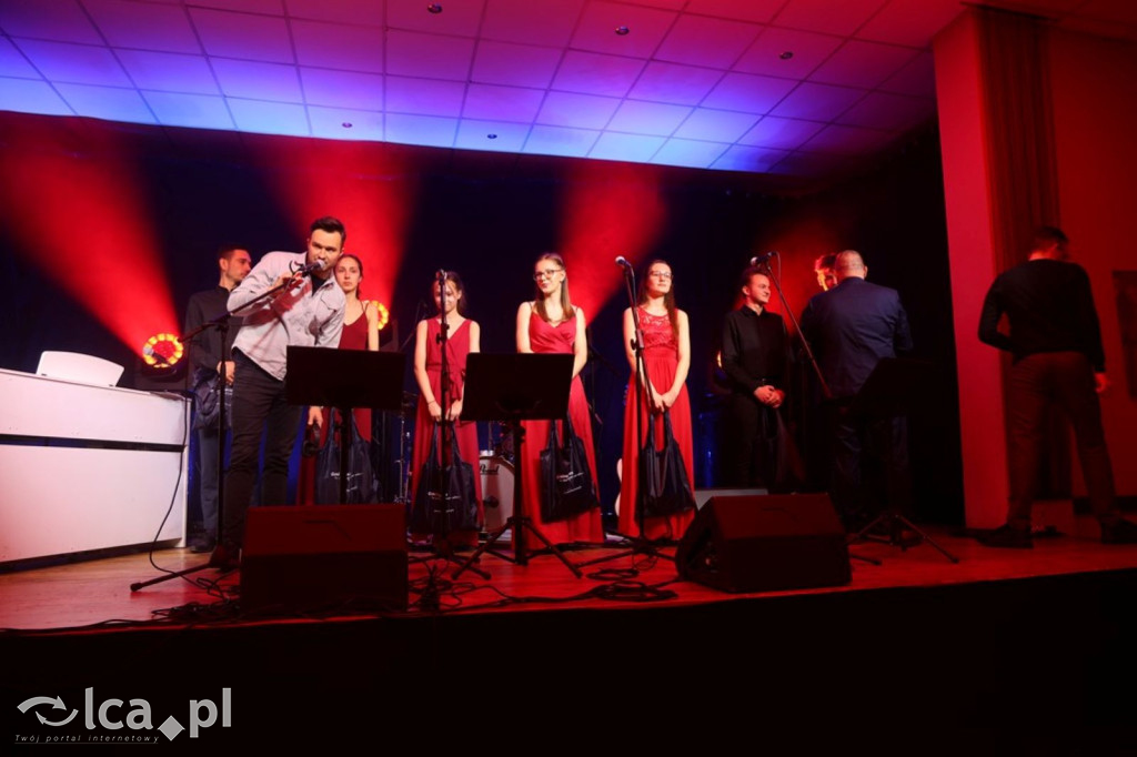 Chopin w biało-czerwonych barwach