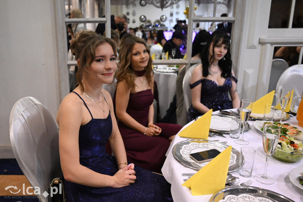 Maturzyści „Heweliusza” na studniówce