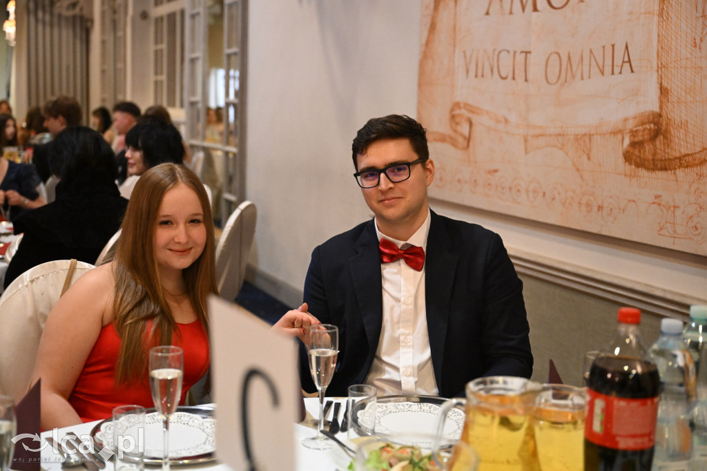 Maturzyści „Heweliusza” na studniówce