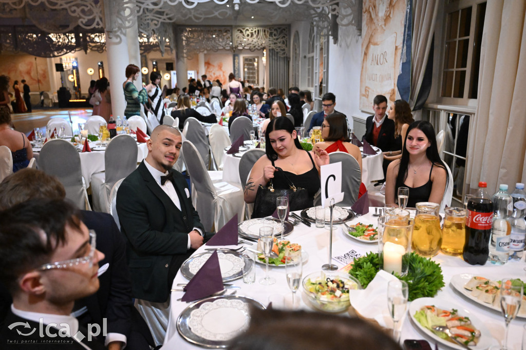 Maturzyści „Heweliusza” na studniówce