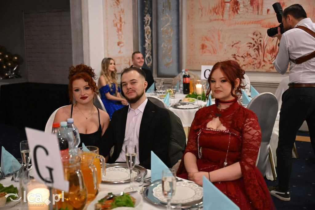 Maturzyści „Heweliusza” na studniówce