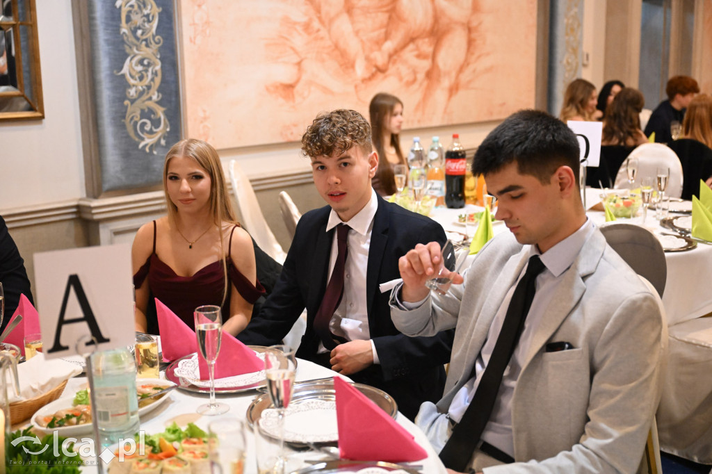 Maturzyści „Heweliusza” na studniówce