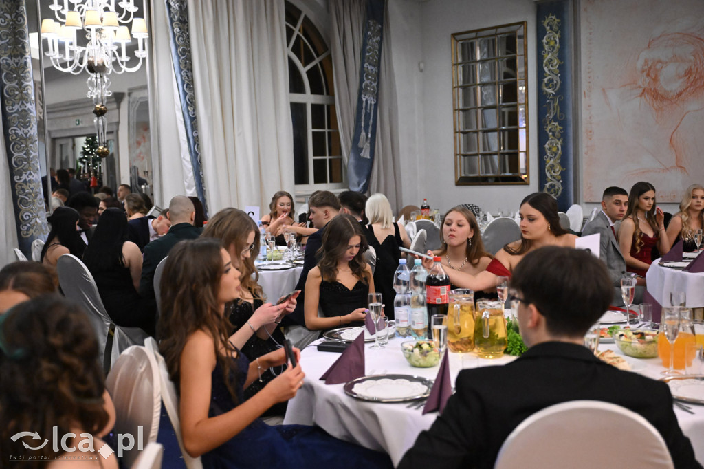 Maturzyści „Heweliusza” na studniówce