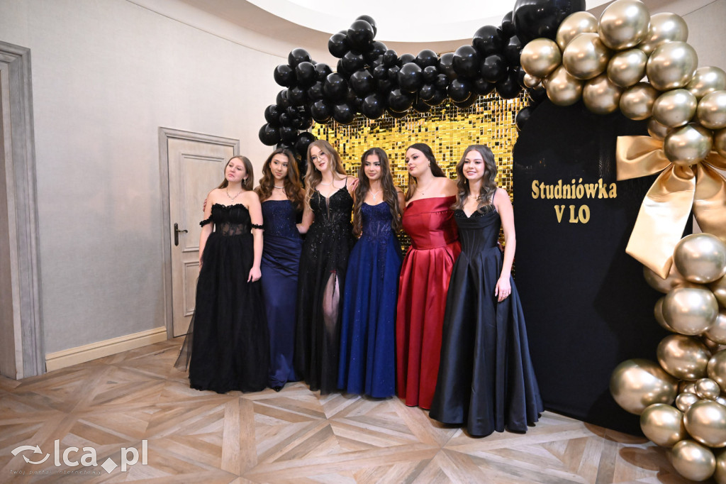 Maturzyści „Heweliusza” na studniówce