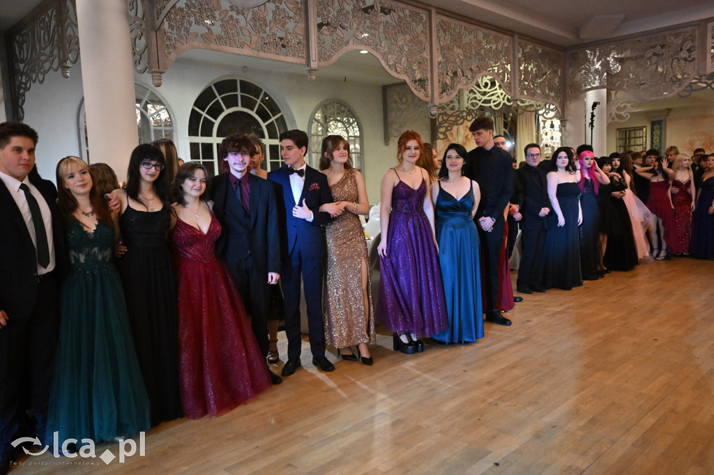 Maturzyści „Heweliusza” na studniówce