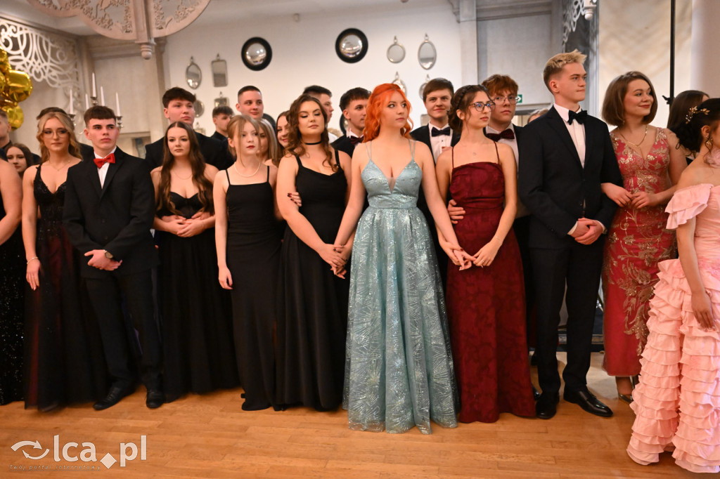 Maturzyści „Heweliusza” na studniówce