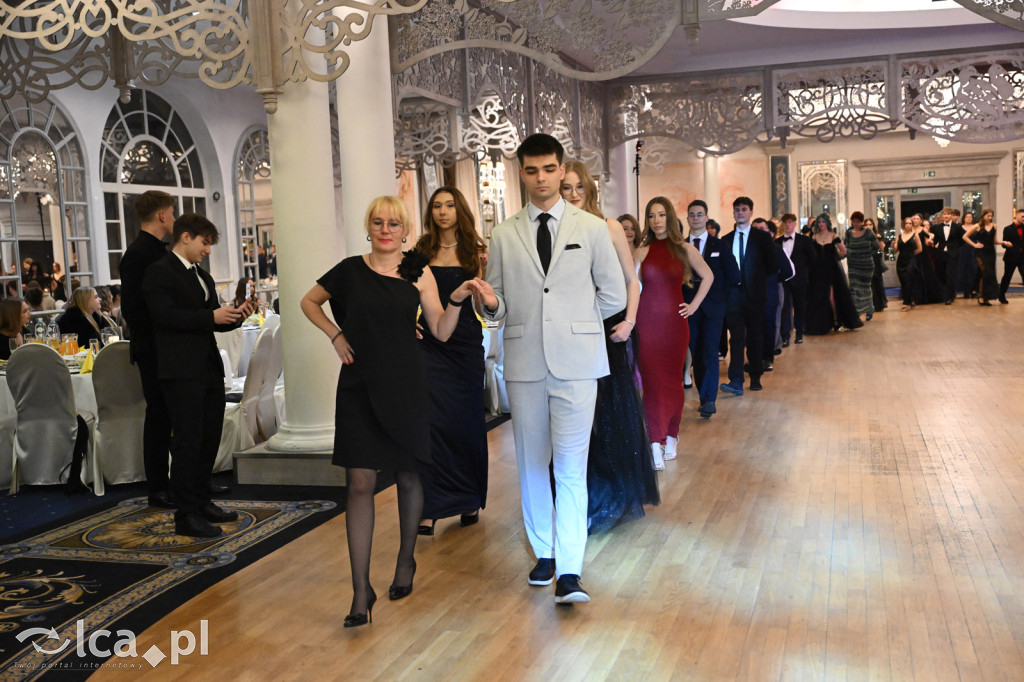 Maturzyści „Heweliusza” na studniówce