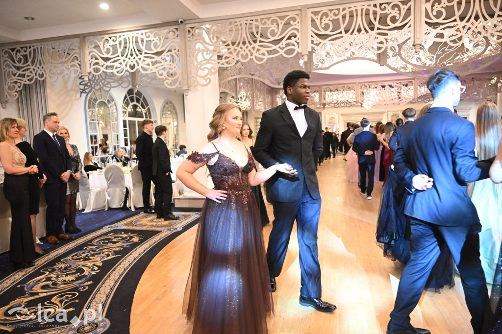 Maturzyści „Heweliusza” na studniówce