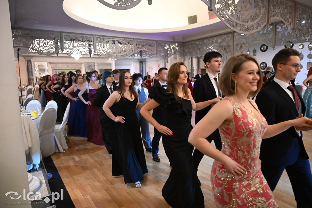 Maturzyści „Heweliusza” na studniówce