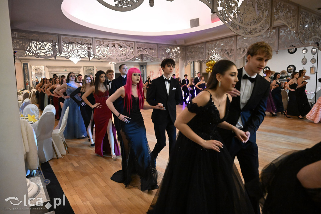 Maturzyści „Heweliusza” na studniówce