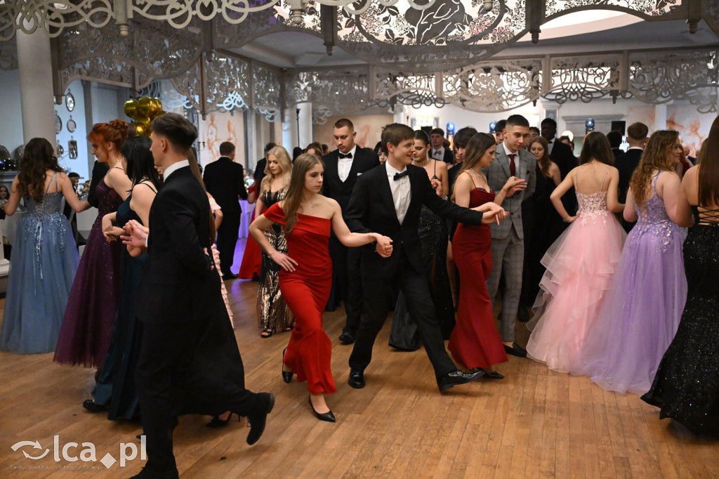 Maturzyści „Heweliusza” na studniówce