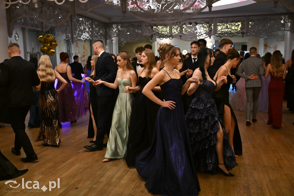 Maturzyści „Heweliusza” na studniówce